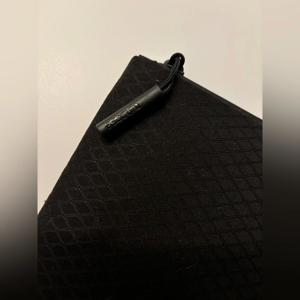 Incase Diamond Ripstop MacBook Sleeve - 13.3” Laptop Protection